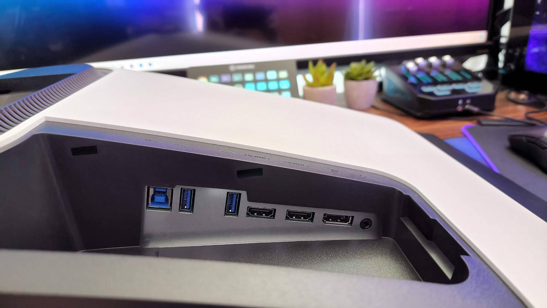 AlienWare AW3423DW